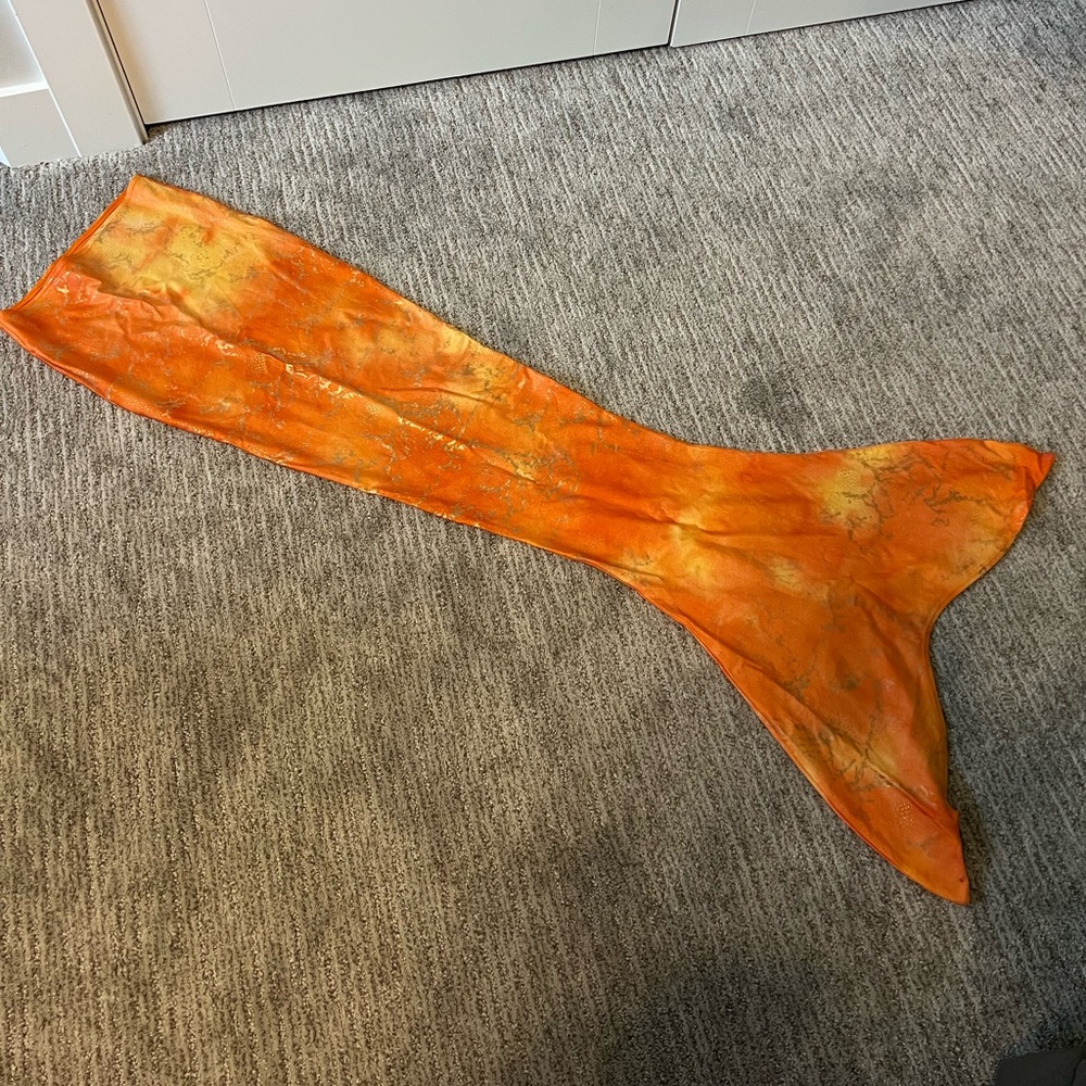 FinFun Mermaid Tail Girls size 12